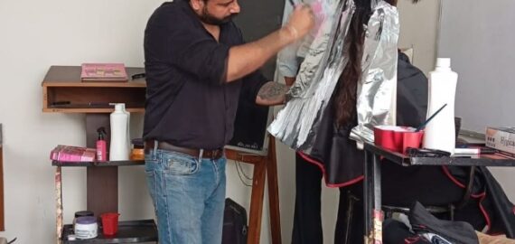 Hands-on Workshop on Hair Coloring