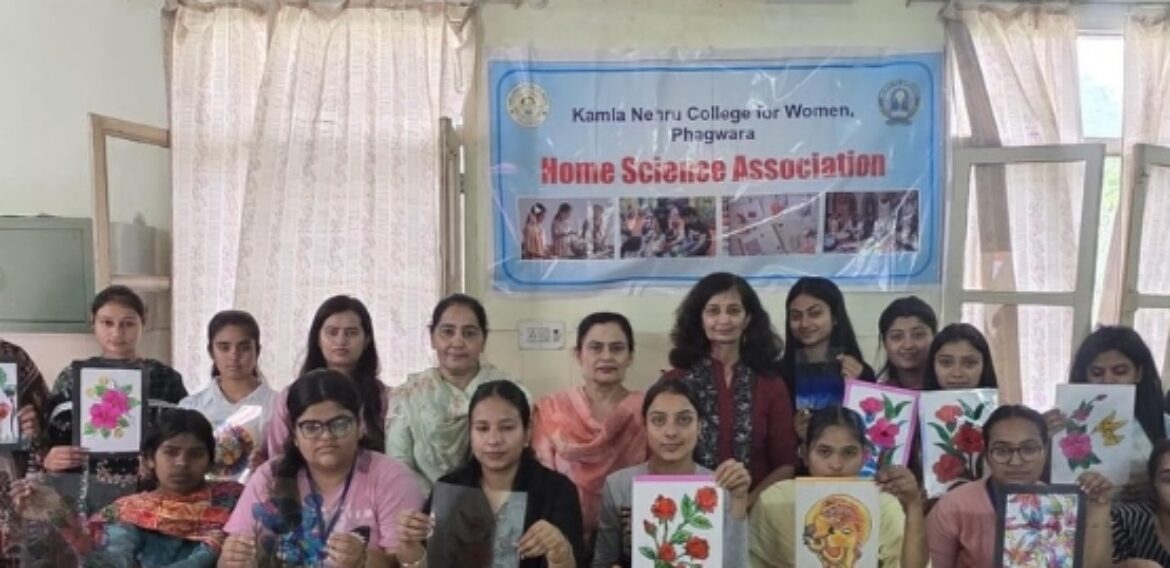Work shop on Glass Painting