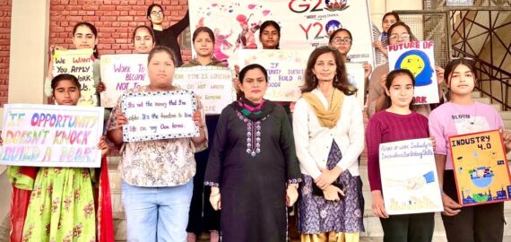 Home Science dept of KNCW organized Slogan writing competition