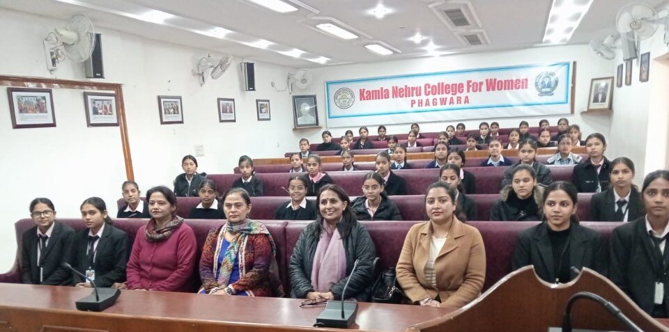 Educational Visit by Govt. Senior Secondary School, Lordawali Road, Jalandhar