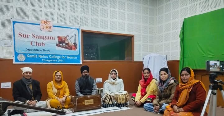 Celebration of Basant Panchmi with Devotional Fervour