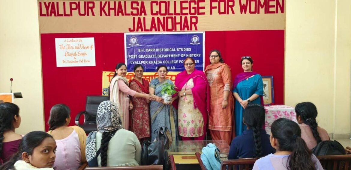 Dr. Savinder Pal Inspires Students on Bhagat Singh at Lyallpur Khalsa College For Women, Jalandhar