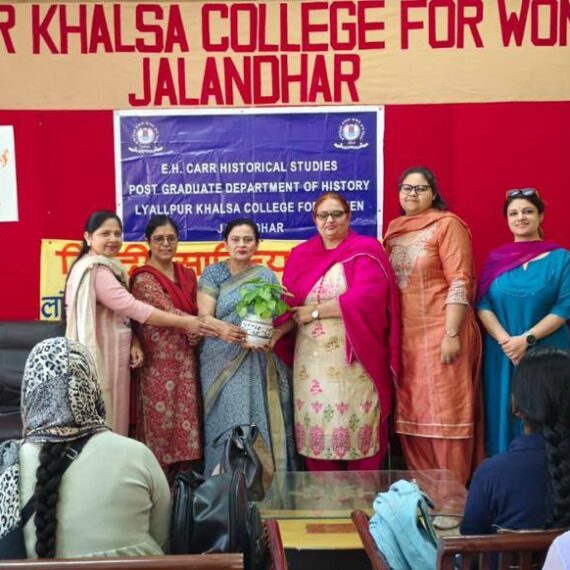 Dr. Savinder Pal Inspires Students on Bhagat Singh at Lyallpur Khalsa College For Women, Jalandhar